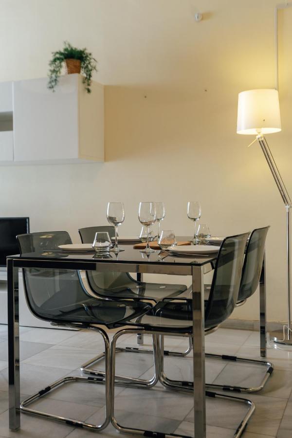Apartament Alohamundi San Vicente Sewilla Zewnętrze zdjęcie